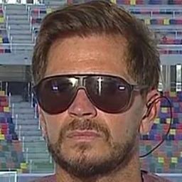 Hola hola cómo están tengan muy buenos días muy buenas tardes arrancamos un nuevo programa de F90. River no ganó nada, esta Boca al nivel de River? Si se juega la final pendiente, Boca llega al mismo nivel?