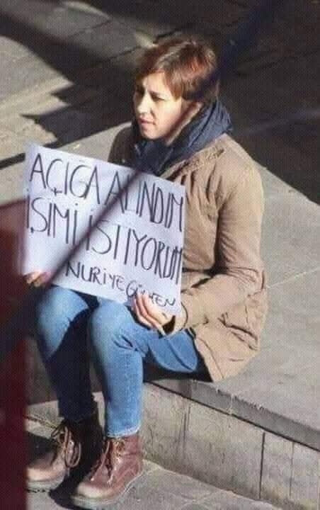 Canım Nuriye 2017 yılında söylemişti bu sözleri 
Nuriye GÜLMEN:
"Sevgili direniş dostları, bu son sözüm değil ama şimdilik şunu söyleyeceğim: BURASI TAM KAVGANIN ORTASI!"
...
Yıllar geçse de değişen bir şey olmadı bu kavga sürüyor hâlâ
#NuriyeGülmeneÖzgürlük
