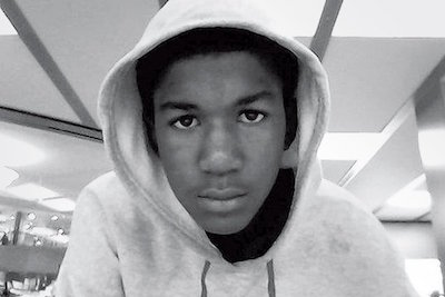 Feb 26: #OTD in 2012, Trayvon Martin (1995-2012) was killed in Sanford, FL. George Zimmerman, who found the unarmed teen's presence "suspicious" was charged but acquitted of his murder. Martin's death was a catalyst for the #BlackLivesMatter movement.
bit.ly/2FPGIqh