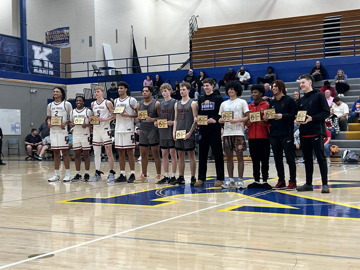 Halls Basketball tweet media