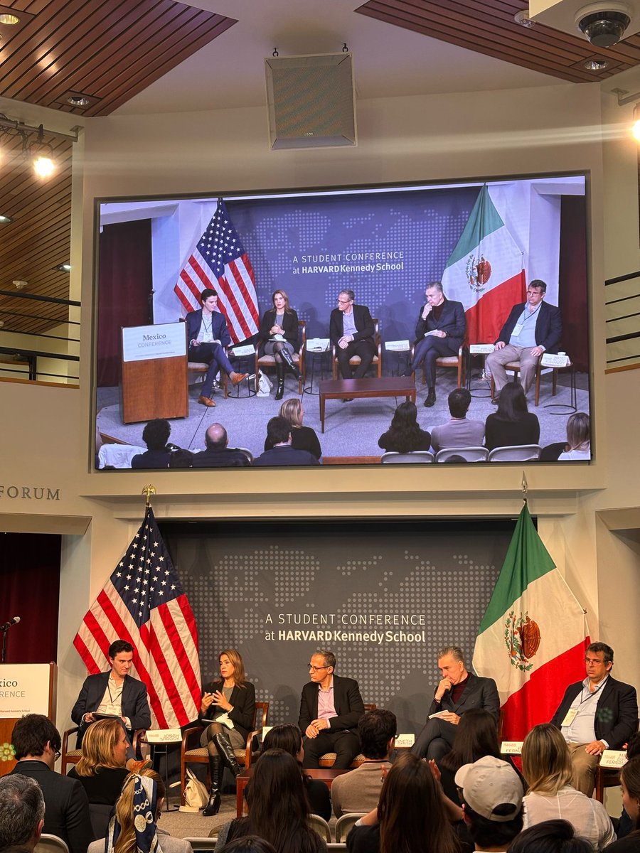 AGON Economía | Derecho | Estrategia tweet media