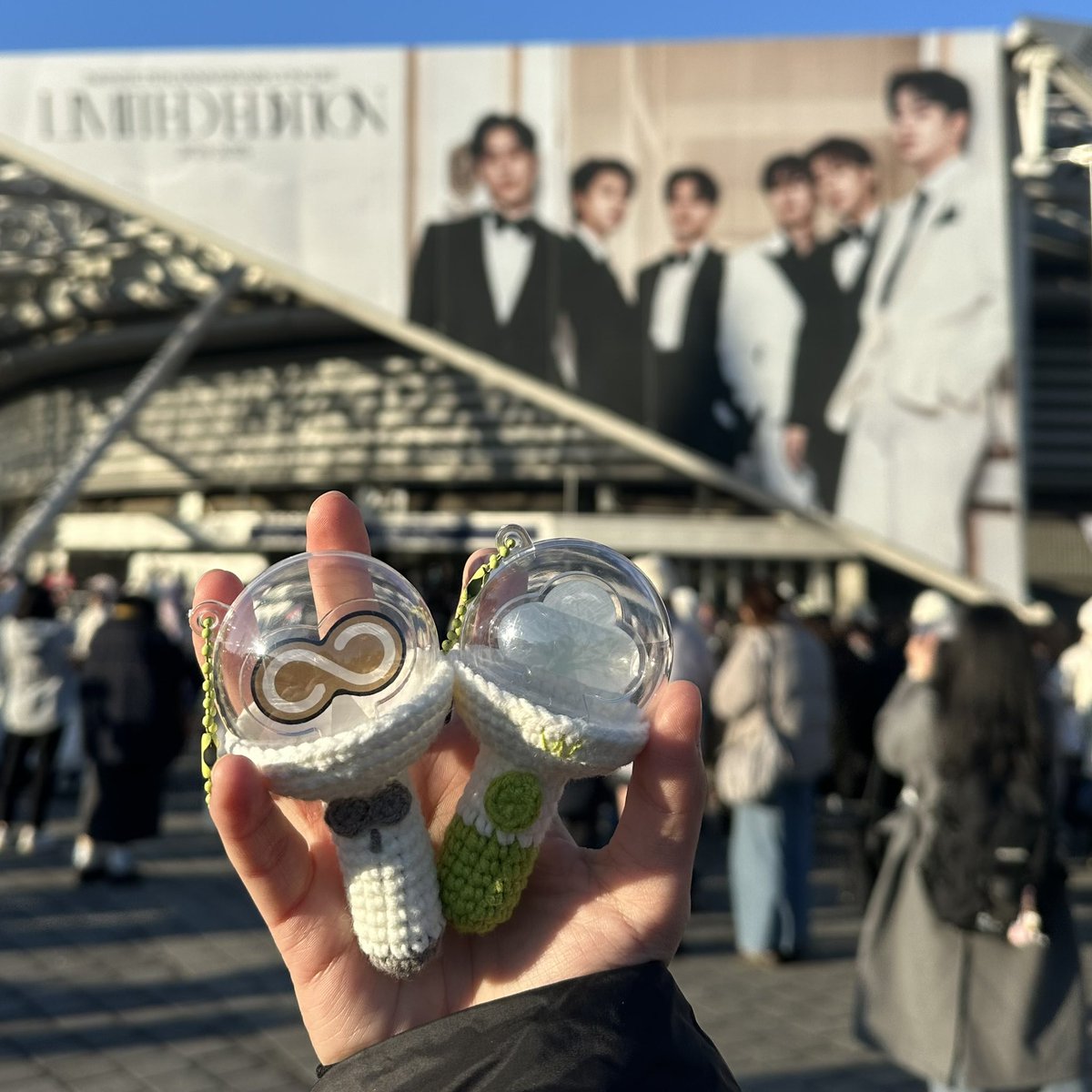 인피니트&amp; 우현 여봉&amp;나무봉 손뜨개 키링 예약 판매 안내
예매기간: 2.28 ~ 4.8
수령시간: 4.12 ~ 4.13
#RT 추첨 3명
당첨자에게는 거울과 함께 그립톡이 증정됩니다! 
자세한 내용은 폼을 참고하거나 DM으로 문의해 주세요! forms.gle/yfeUq6ZArcvg4m…

#인피니트 #여봉 #INFINITE