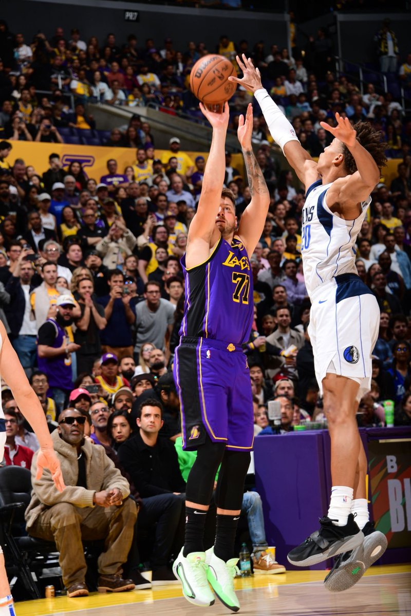 HQpcrt's tweet photo. Luka Doncic #LakeShow https://t.co/kZYiV6Xb50