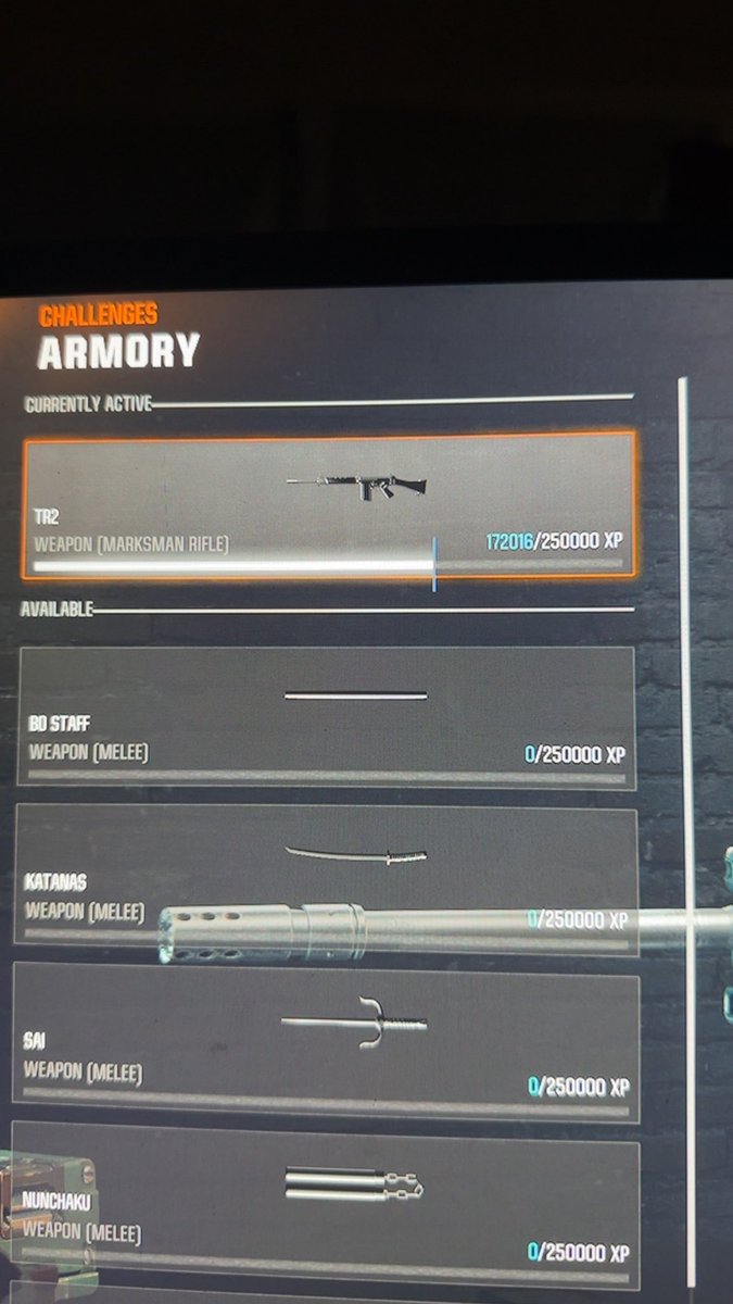 IamDhowe's tweet photo. @Treyarch @Activision I’m bout over this y’all come on. I just ran a long zombies match for nothing. 
I’m trying to finish unlocking the TR2. My progression from last night saved for my session today. 
Why didn’t the xp I just got, record in my challenges towards this?
No change. https://t.co/W69mVOrn5J