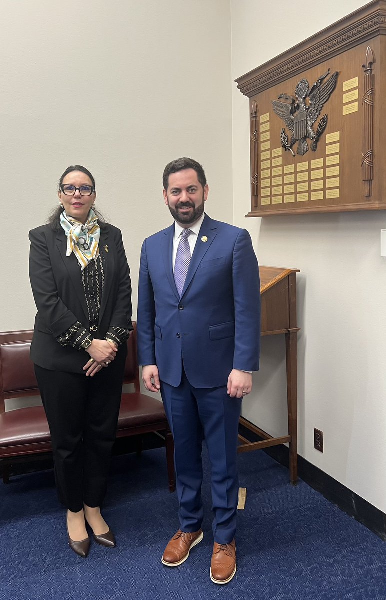 BessassiTajouri's tweet photo. Constructive discussions respectively with Honorable Congressman Mike Lawler, Chair of Subcommittee on Middle East &amp; North Africa &amp; Honorable Congressman Jonathan Jackson, member of House Committee on Foreign Affairs, regarding 🇹🇳🇺🇸 partnership &amp; topics of commun interest. https://t.co/bk9YbGIjXg