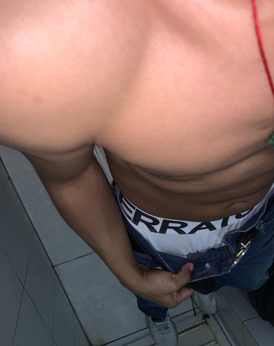 JEG_10BOY's tweet photo. 🤤😝 https://t.co/Cllo0X5gZv