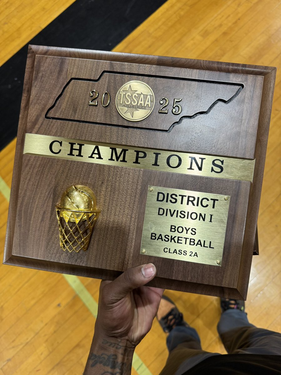 DISTRICT CHAMPS!!   MBA BABY!