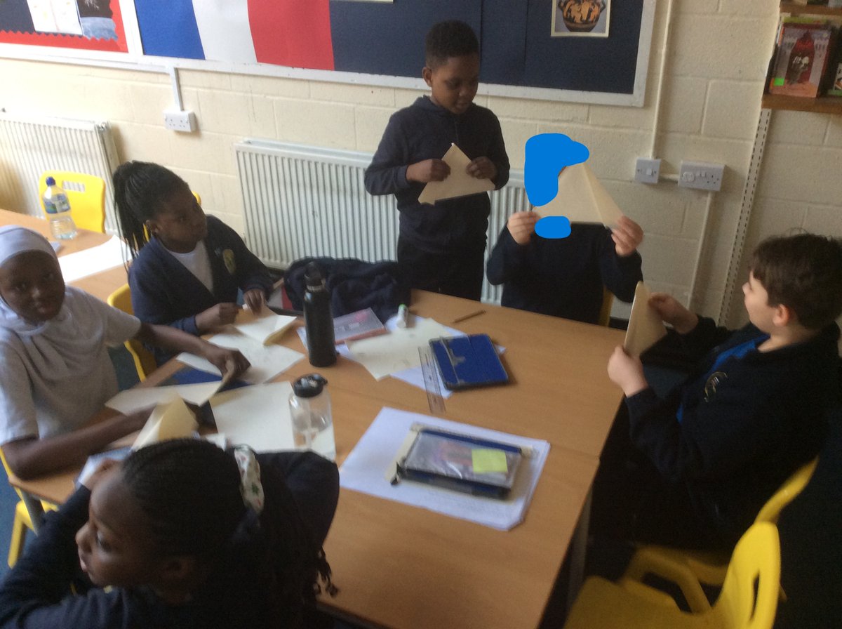 Gallions Mount School tweet media