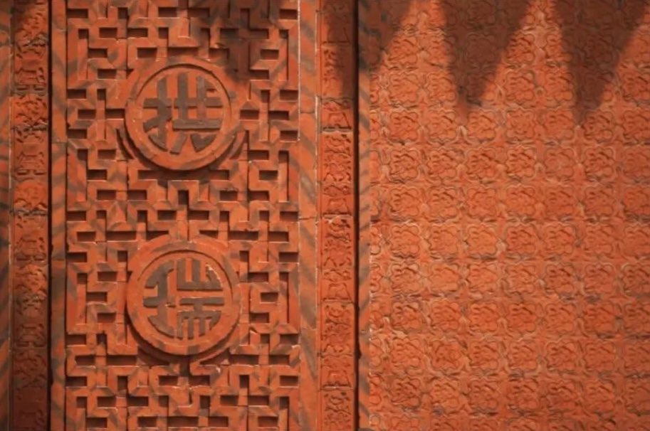 iQuanzhou's tweet image. The extensive use of red brick is a hallmark of traditional Southern Fujian architecture, with its intricate red brick carvings always catching the eye at first glance. 🏮✨ #SouthernFujianStyle #RedBrickArt #TraditionalArchitecture