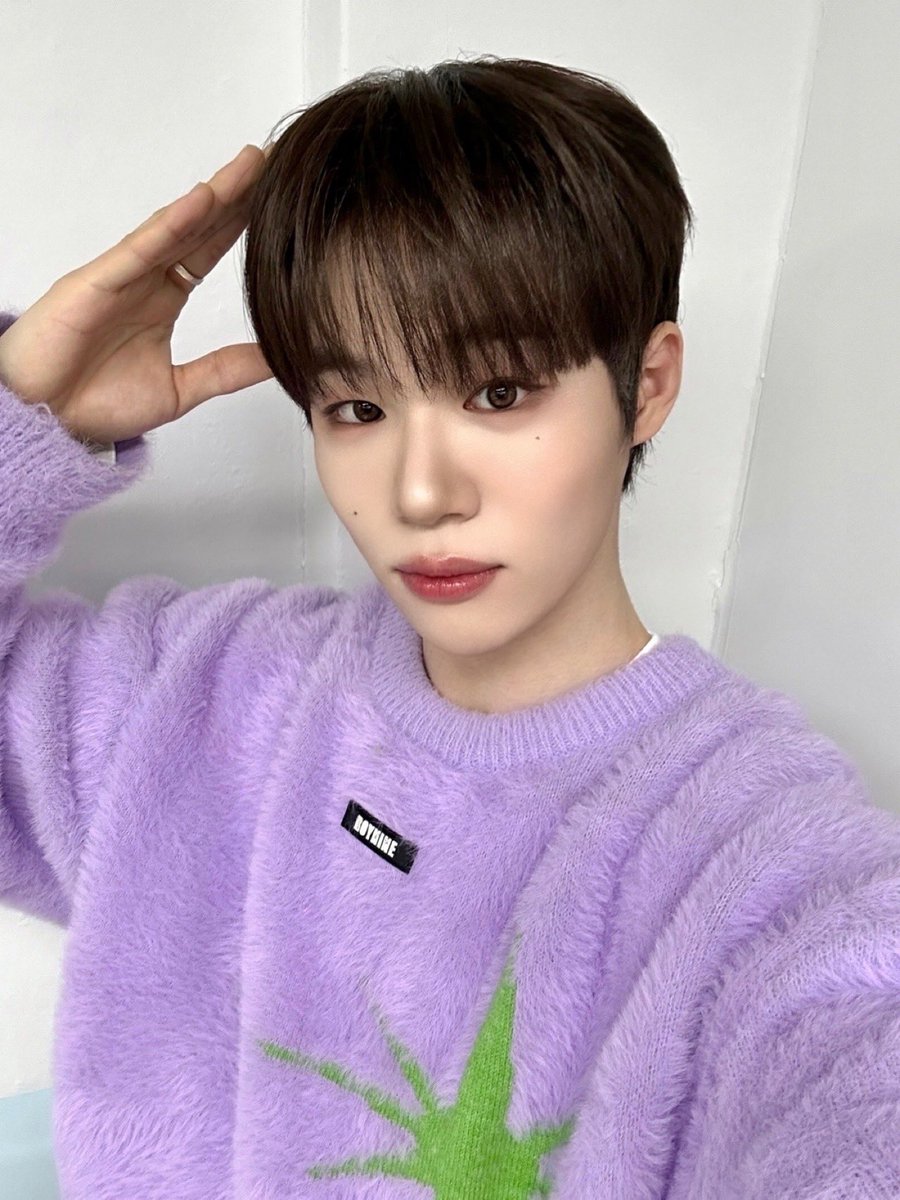 thewind_twt's tweet photo. [#김희수] 🙂🙃 https://t.co/BKOLGEy2fZ