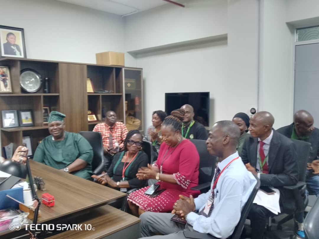 LSGedudistrict1's tweet photo. Education District 1 collaborates with LIRS 

The Tutor General Permanent Secretary Education District 1 Mr Adebowale Bashir Adeoye along with the Heads of Department and Unit on a working visit to the LIRS https://t.co/6S7685IVoE