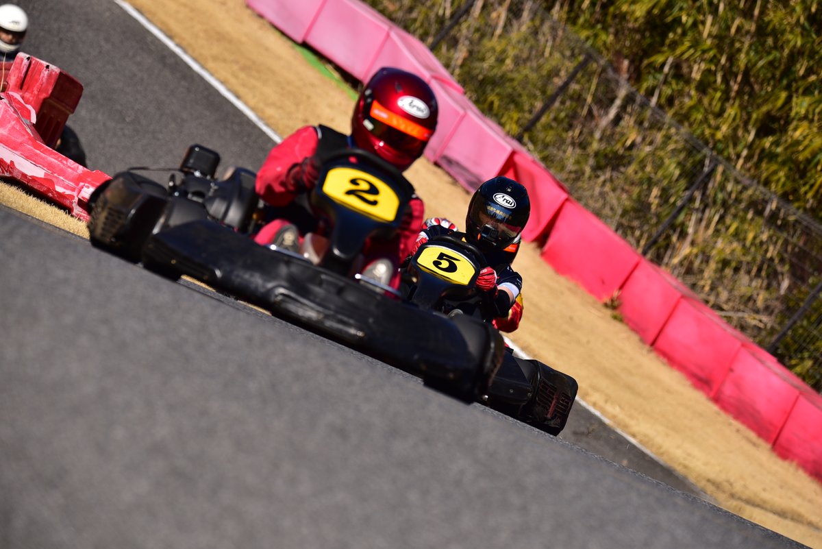 neospeedpark's tweet photo. 本日のベストラップは 29.948 でした！！
明日27日(木)OPEN10：00～CLOSE18：00
(走行終了はCLOSEの30分前)
終日、一般走行OKです(´ー｀)
木曜は各回数券に＋１回のおまけが付きます
更に、１２時まで購入可能のワンデイパスは通常の１．５倍盛り
（最大２０回、混雑時でも１２回目まで保証）
皆様のご来場お待ちしております☆彡
※走行時は長袖(アームカバー可)、長ズボン、運動靴になりますのでご用意お忘れなくm(__)m
#ネオスピードパーク ＃サーキット #モータースポーツ #レンタルカート #レーシングカート #フォーミュラ
#GT選手権 #ツーリングカー #インディーカー #NASCAR #スポーツカー #スーパーカー #自動車レース #オートバイ
#バイク #オートバイレース #バイクレース #F1 #WEC #JAFGP #FIA世界耐久選手権 #スーパーフォーミュラ
