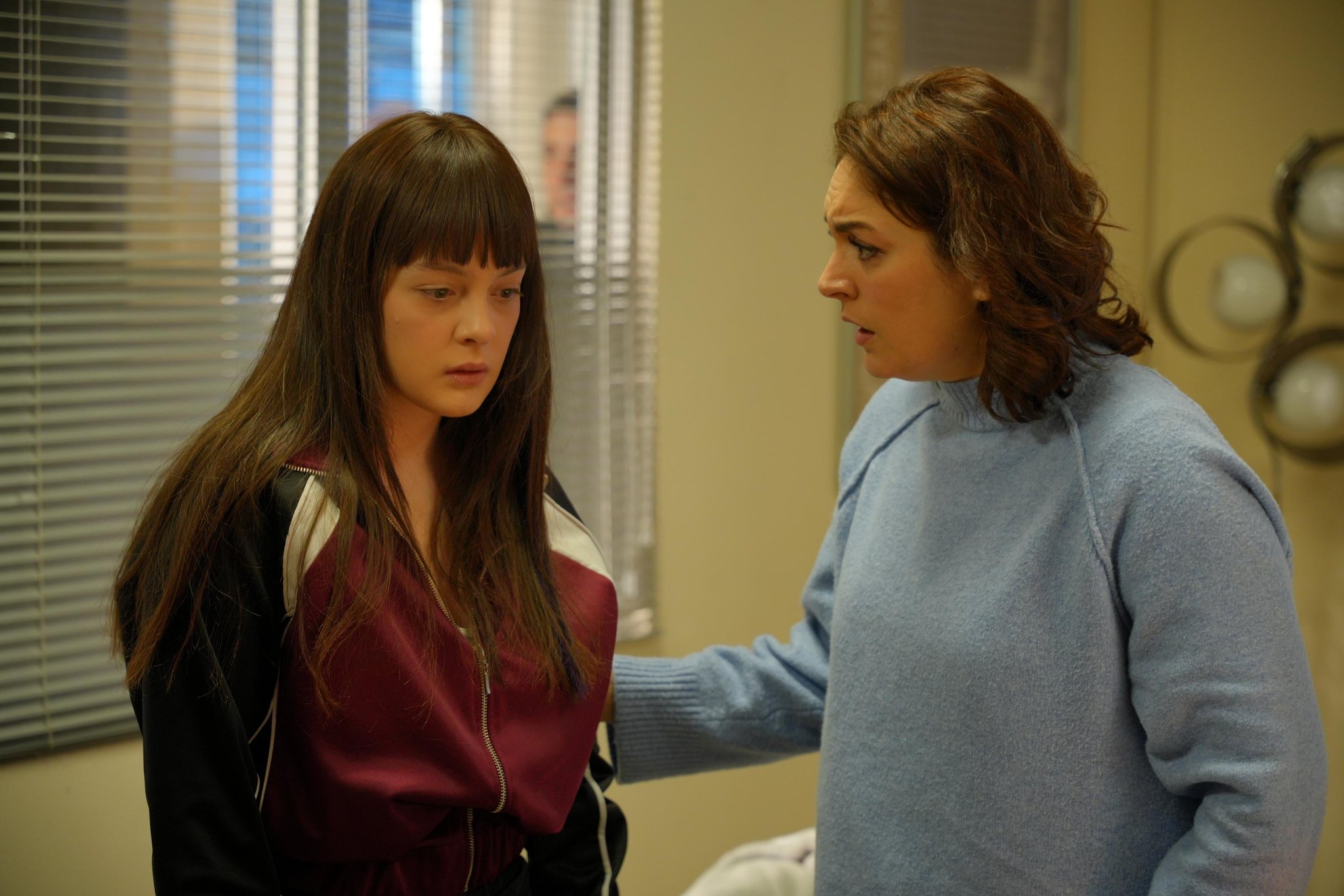 Gks8wUWX0AEASL3?format=jpg&name=large