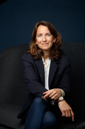 🔔<a href="/CourtierAnne/">Courtier Anne-Sophie</a> nommée Directrice Générale de l’<a href="/EMNormandie/">EM Normandie Business School</a> 

<a href="/IsabelleDalle/">Isabelle Dalle</a> <a href="/MorgonSolenn/">Solenn Morgon</a>