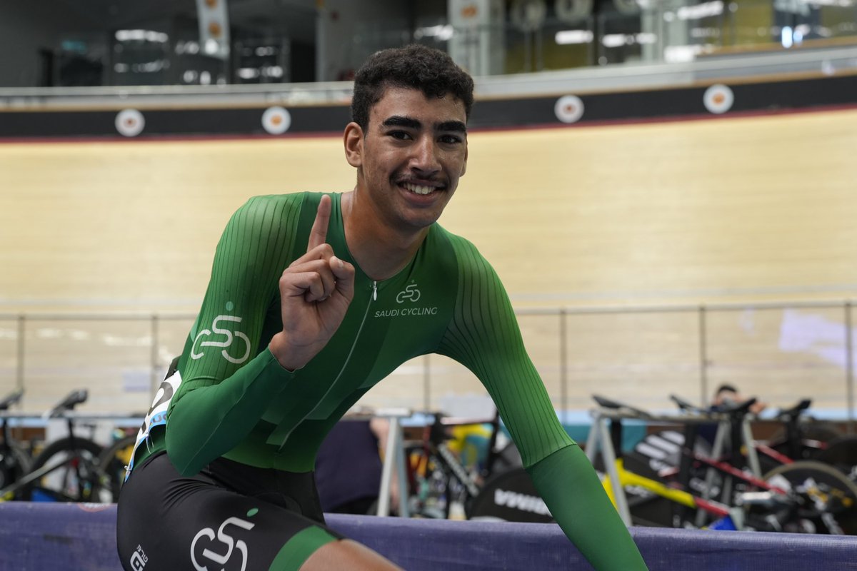 Saudi_Cycling's tweet photo. فرحـة الذهـب غيــر!🇸🇦🤩 https://t.co/XqCVxcod4t