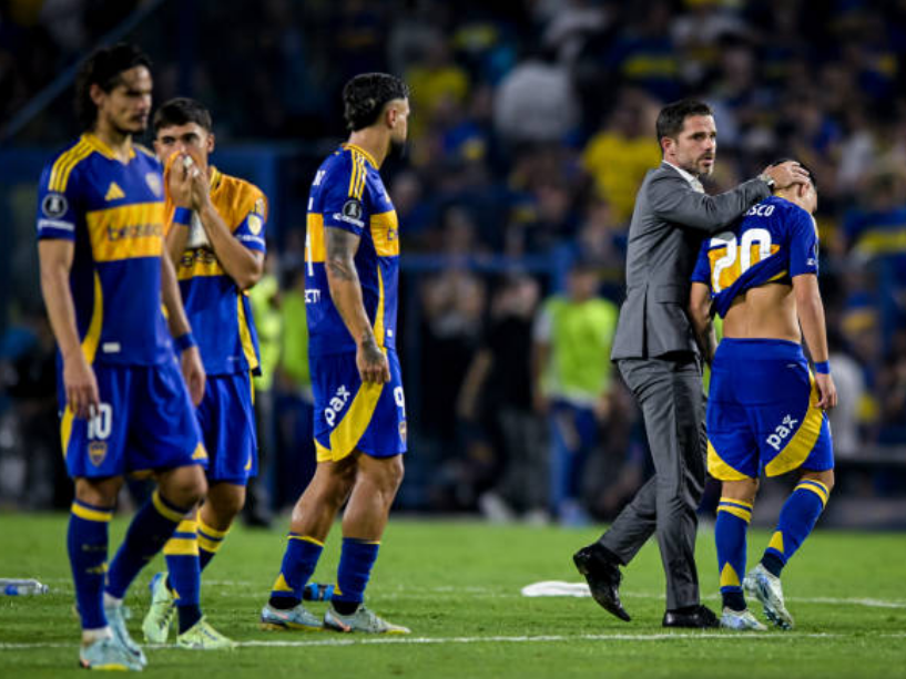 la12tuittera's tweet image. ❓¿Que DECISIONES tiene que tomar JUAN ROMÄN #RIQUELME ante este fracaso futbolístico del equipo en la Copa #Libertadores? 

❓Con el PLANTEL.

❓Con el CUERPO TËCNICO.