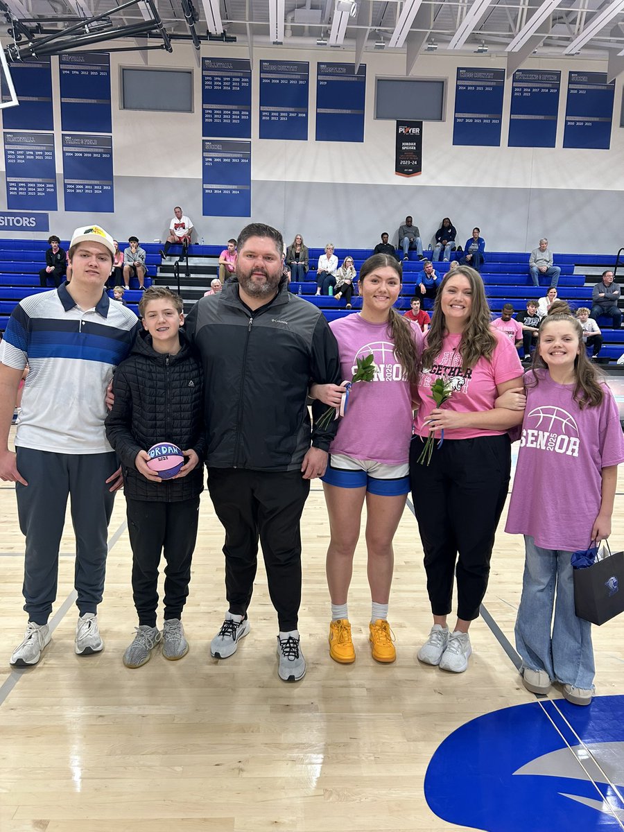 LHSSC Girls Bball tweet media