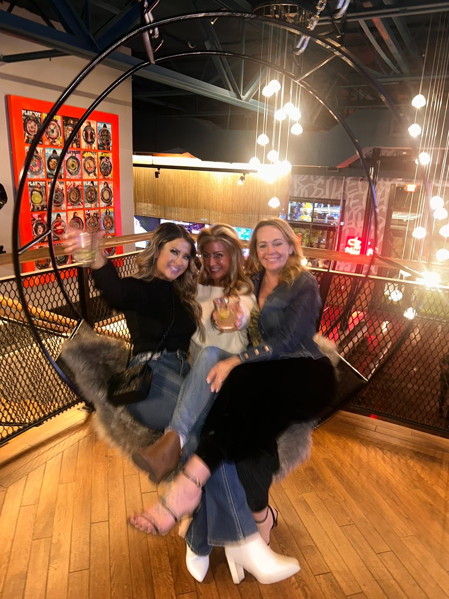 VeGaS1515's tweet photo. #sidecarsocial #ansels50th https://t.co/Rli23pTXic