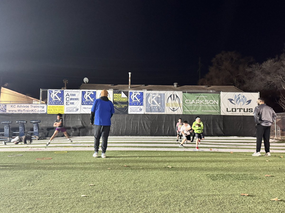 Gavin Quirarte (@q13gavin) on Twitter photo <a href="/kcathlete/">Kansas City Athlete Training</a> is taking advantage of the wonderful weather this week, nowβs the time to say goodbye to the snow & the football training is more energetic! #WeTrainKC πππͺπ»π¨π€ <a href="/kcathlete/">Kansas City Athlete Training</a> is taking advantage of the wonderful weather this week, nowβs the time to say goodbye to the snow & the football training is more energetic! #WeTrainKC πππͺπ»π¨π€