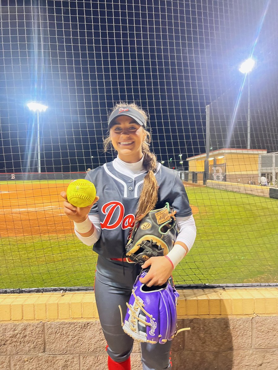 Hannah_Jo22's tweet image. Continuing to have a strong start to the season by hitting the cycle tonight! @brandon_dogs @BrandonBulldogs @HailStateSB @thunderbolts18p