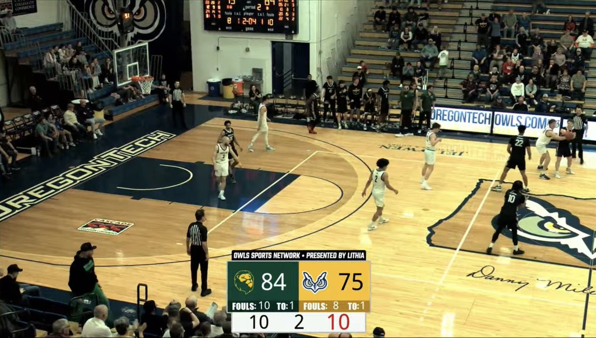 NOT DONE YET! <a href="/MultnomahMBB/">Multnomah Mens Basketball</a> <a href="/CoachTayo32/">Tayo Gem</a> @CoachCurryMU 
Lions with a wire to wire road WIN at OIT! Best CBB story in the nation! #Lions4Life