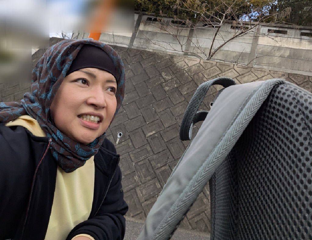 MORIMORI_REIKO's tweet image. １日３．４件市内施設の視察に行ってますが今先ほど行ったところは非常に坂が厳しかった。下り坂あまりにも怖いので自転車降りて歩いてます。笑
現場の声を拾うため、各地回っています。気軽に声かけてください😊
#茨木市 
#森本れいこ
 #れいわ新選組