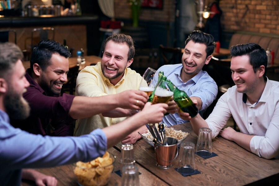Your hard work deserves a celebration! Toast to achievements, milestones, and teamwork at Chillabong’s. We offer a welcoming atmosphere and a delicious menu to make your event unforgettable.
Call us at 403-343-3332 to book your celebration today! 🥂