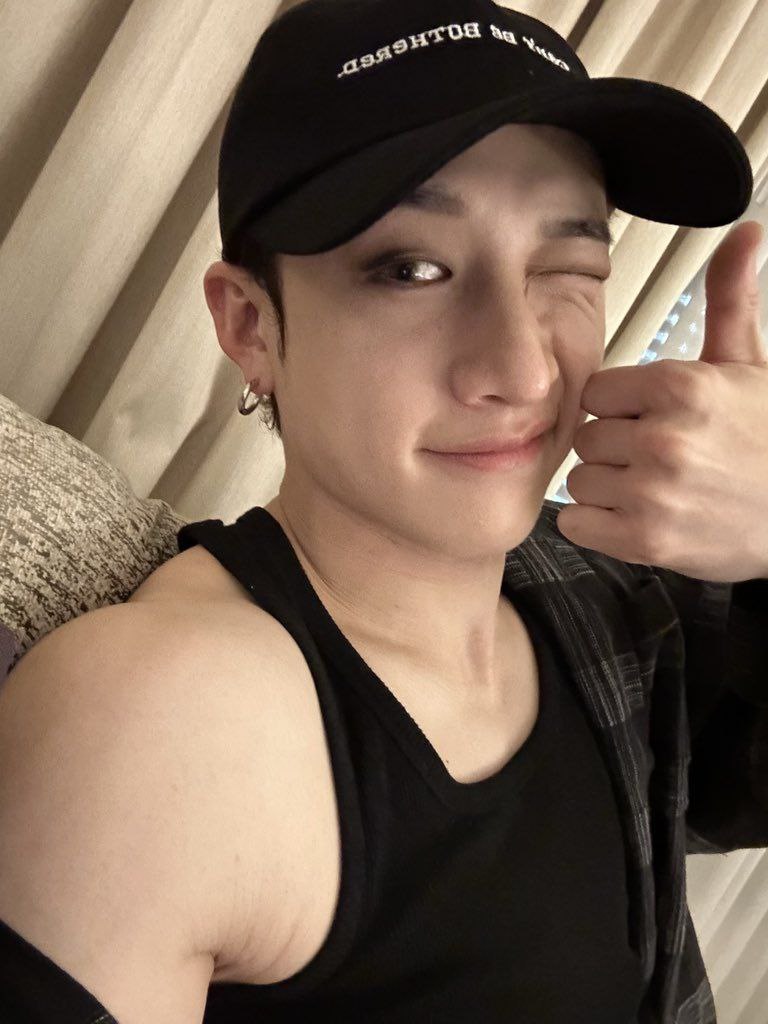 binniesexual's tweet photo. — jeongcɦan
la mejor parte de vivir solos~ https://t.co/Xo6sEADnWh
