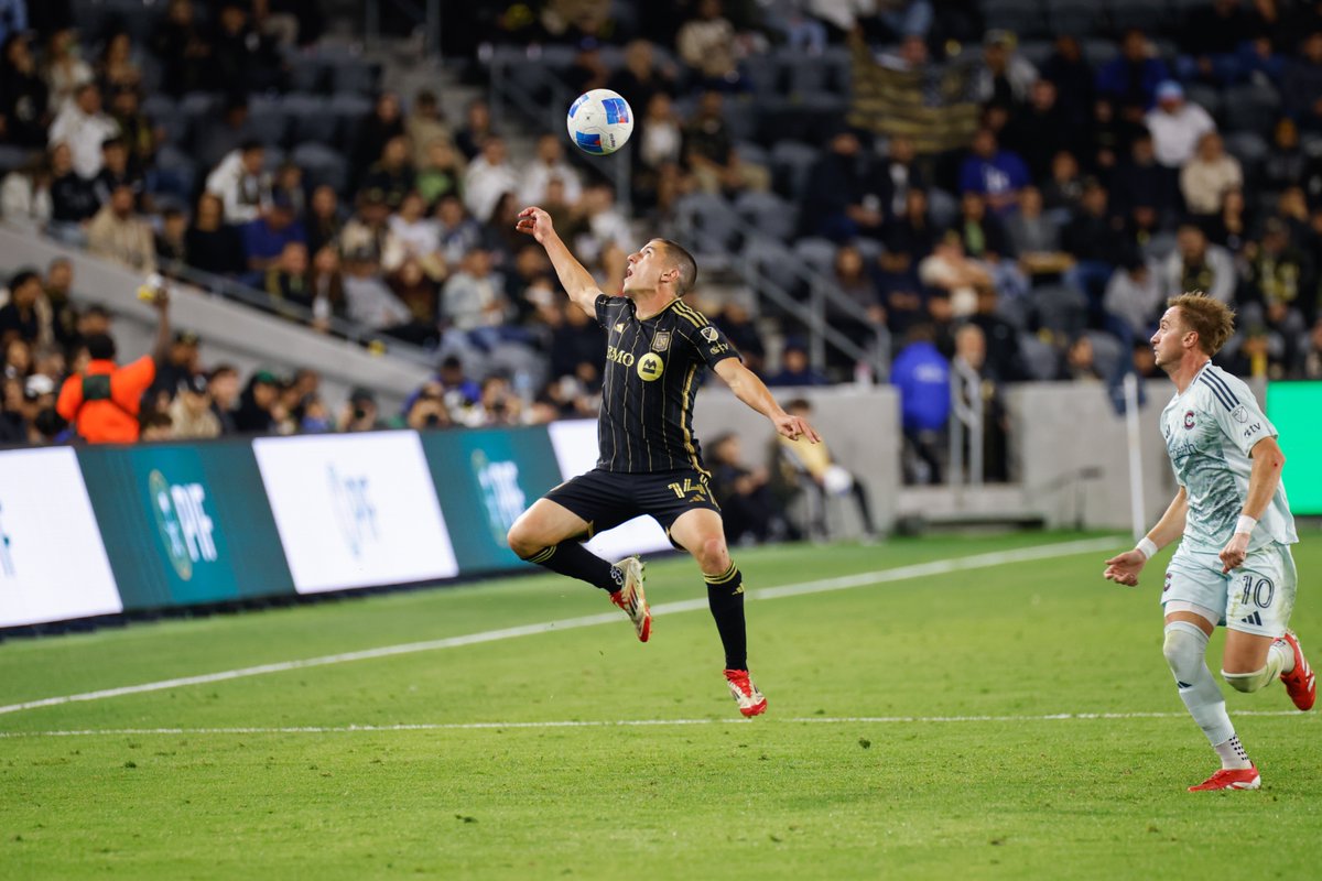 HenryTran__'s tweet photo. .@LAFC @SportingTrib https://t.co/i0781hjkYY
