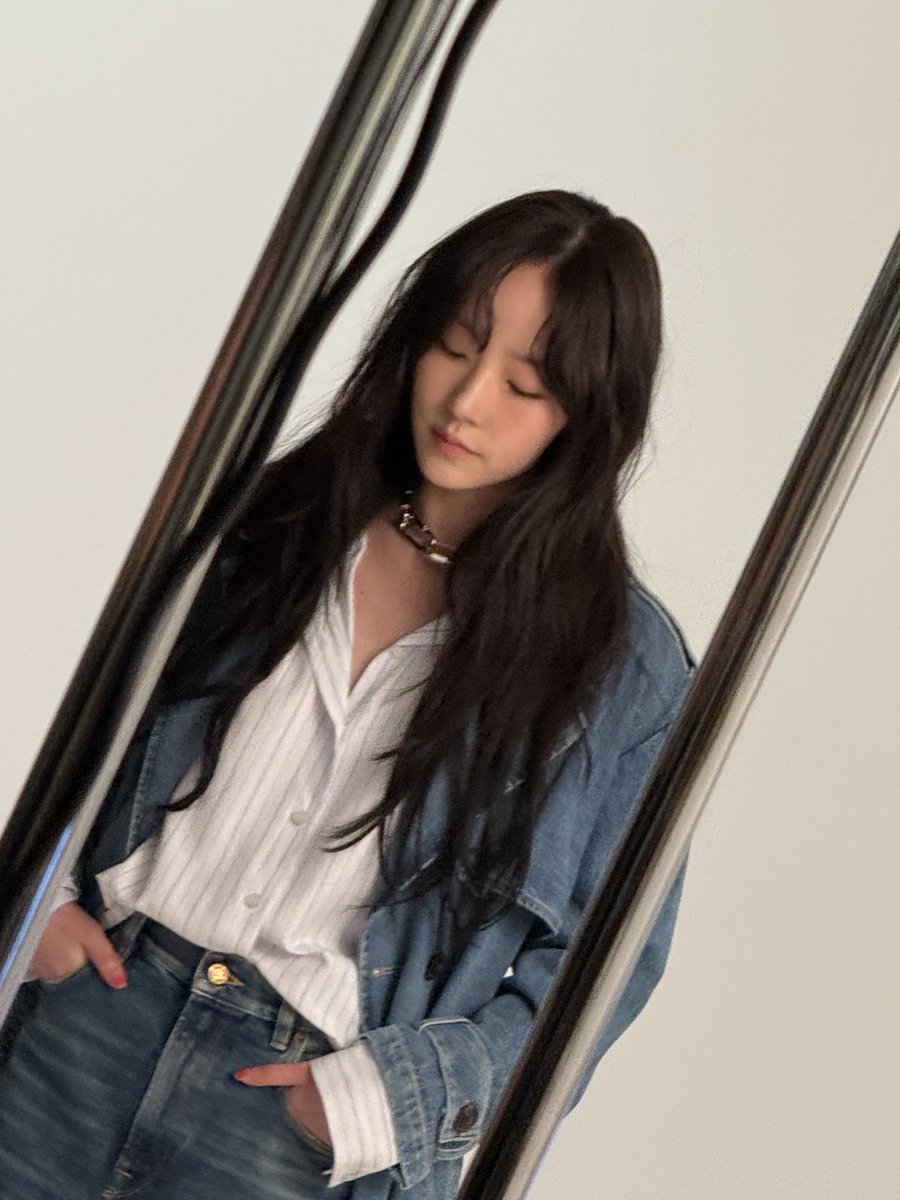 bobobo_s2's tweet photo. 채원빈의 청청패션이 너뮈 느낌좋다..
저는 저요밖에 모르는 저요에요 저요
제발 저요 이 순간을 캡쳐해 대대손손
물려줄 거예요 이정도 정성이면
하늘도 알아 주시겠죠 제발 . . .저요.. https://t.co/mmFdNfcHbp