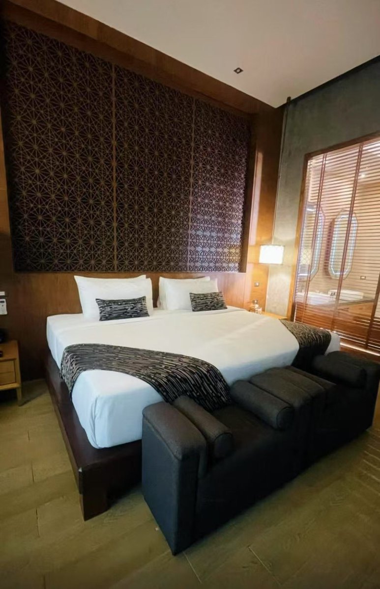 喜欢操直男 tweet media