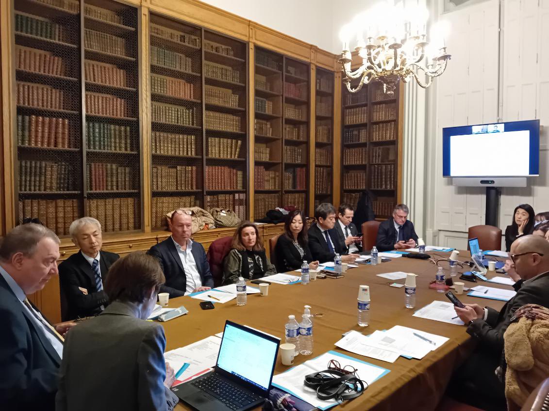 PKuchly57's tweet photo. 1er CA du @CEFJ_2020 de 2025 avec au programme le point sur l’actualité, les actions, les cotisations et les budgets.
Le #CEFJ, Comité d’Echanges Franco-Japonais c’est la passerelle entre la France et le Japon.
https://t.co/M6HQGIRdO1
@CCI_Paris_IdF @CCIParis_Export https://t.co/0nC9WDi3Bu