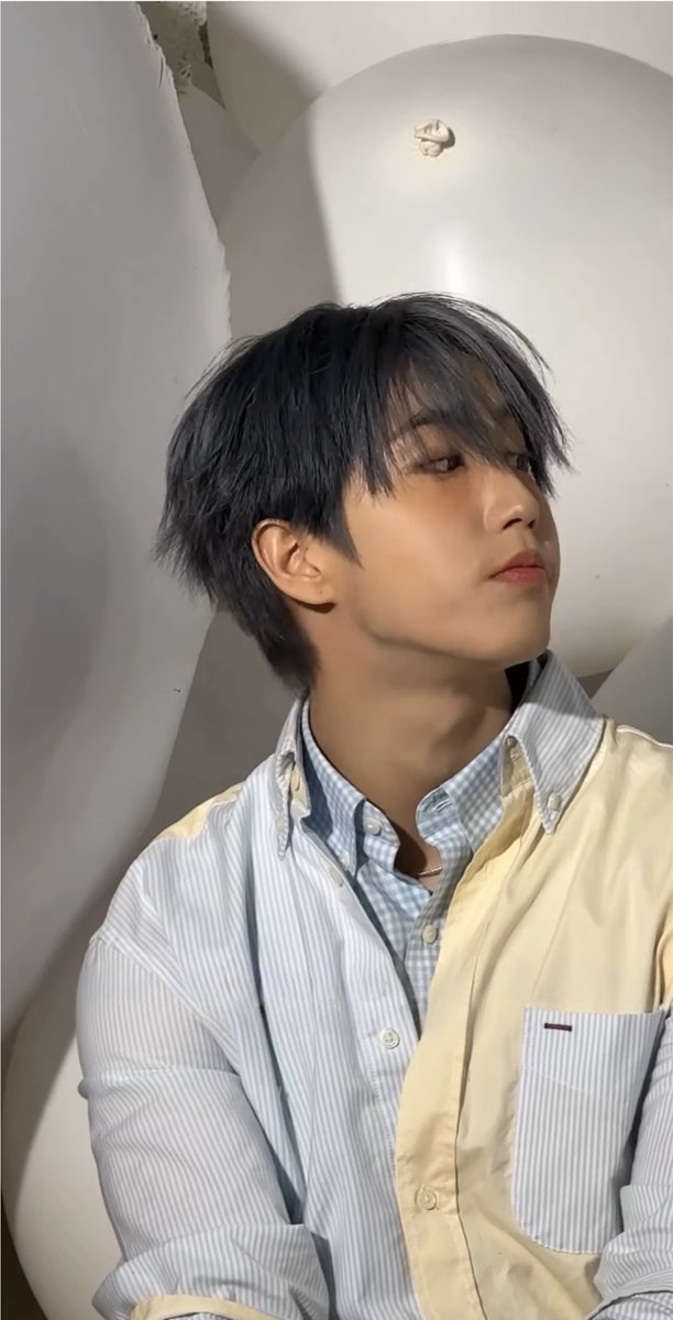 sunghachi's tweet photo. [🐹📸] clear edit ㅣ #GQ Behind ♡

#HAN #한 #ハン cred. if repost https://t.co/6vBmoKdcoq