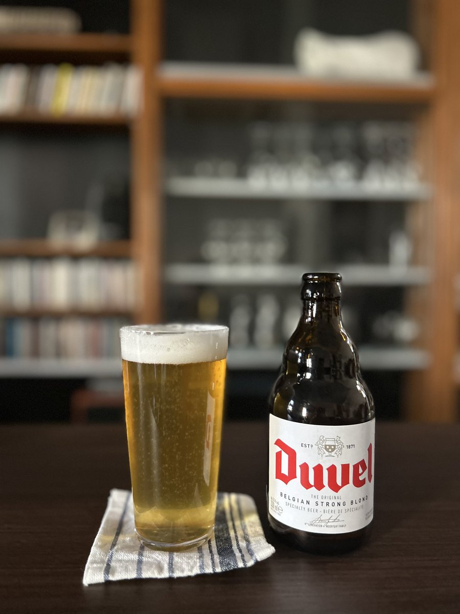 朝霞駅東口から歩いてすぐのところにできたミュージックバー

とっても居心地がいいしクラフトビールもあるし近かったら毎日通いたいな〜

#ミュージックバー　#安庵　#朝霞駅