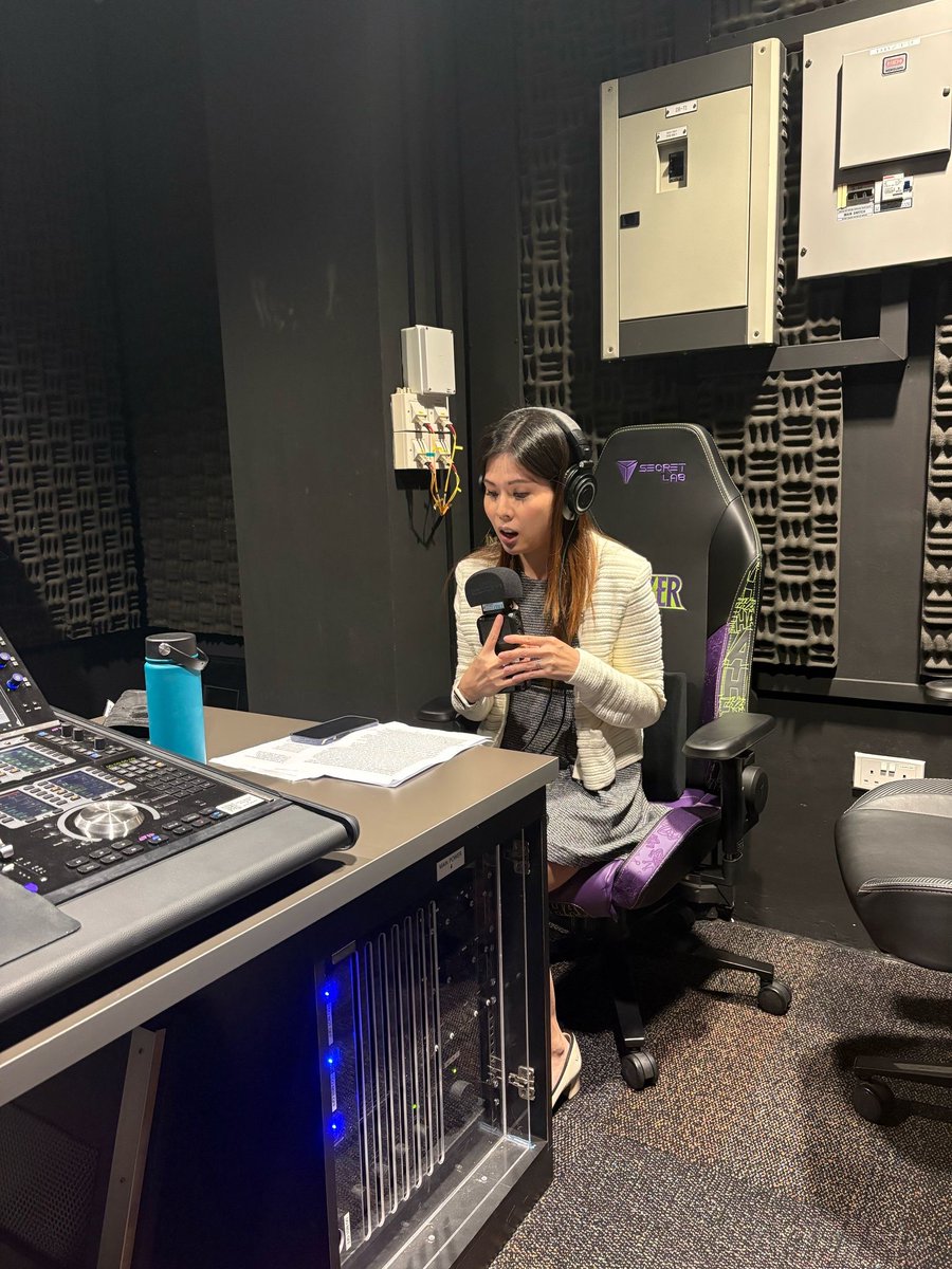 Florence Mok tweet media