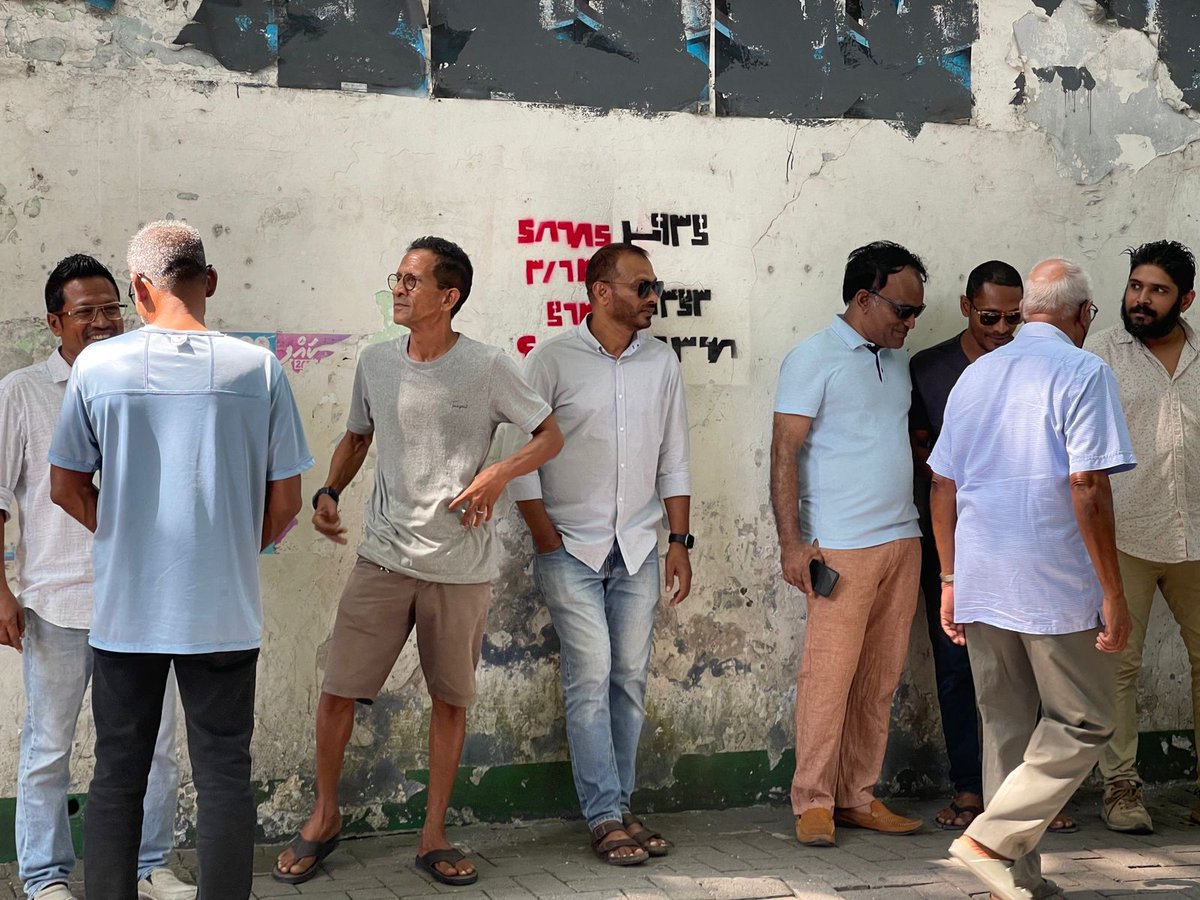 hamdhaan623's tweet photo. ސުޕްރީމް ކޯޓަށް ބިރުދެއްކުމާ ދެކޮޅަށް!
@TheDemocratsMV
#WeTheDemocrats https://t.co/5e71GdbgOx