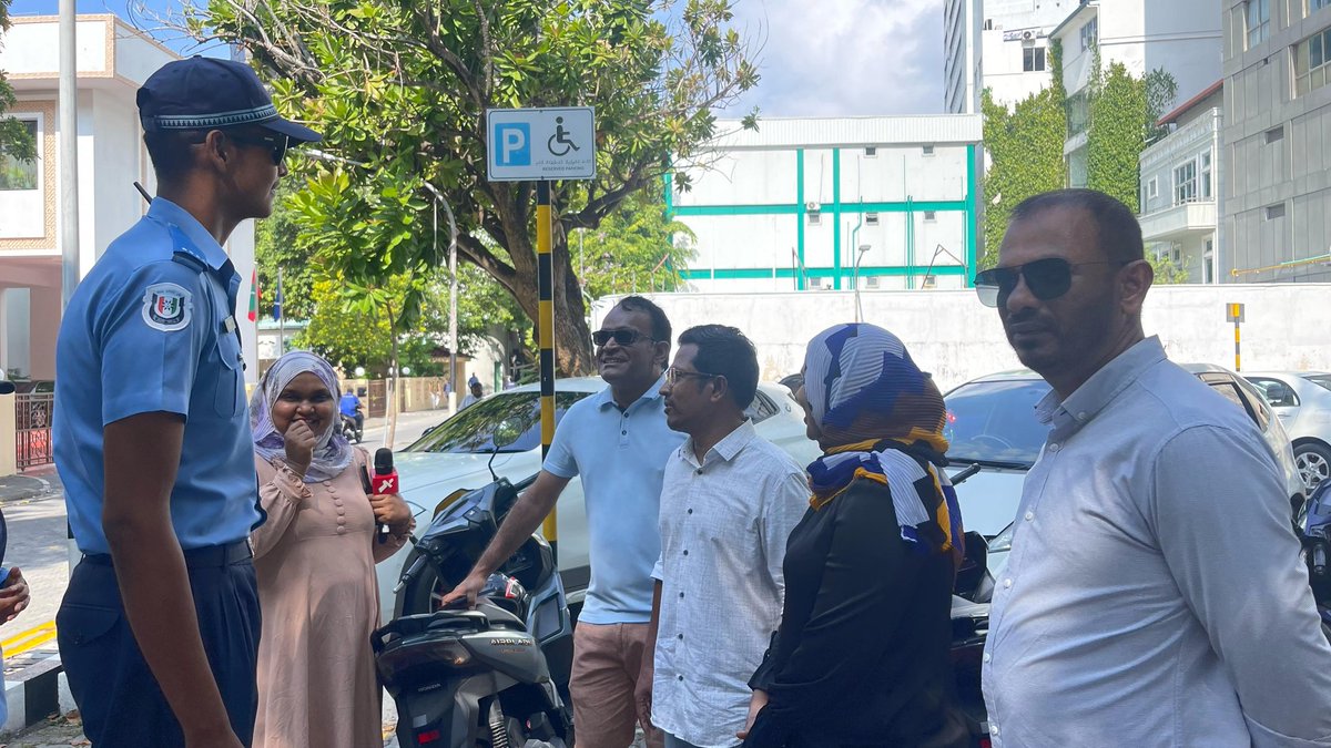 hamdhaan623's tweet photo. ސުޕްރީމް ކޯޓަށް ބިރުދެއްކުމާ ދެކޮޅަށް!
@TheDemocratsMV
#WeTheDemocrats https://t.co/jFffe2syLM