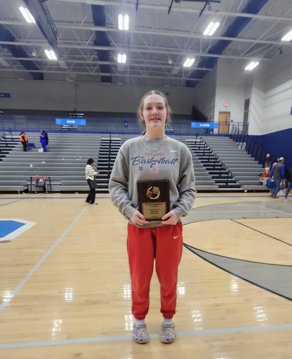 Ski_with_the_3's tweet photo. Thankful to receive 1 of the 8 AAAA 
ALL DISTRICT awards. @OHS_LadyPatsBB @TBWexposure @weworkhoopshaun @breunajackon23 @ItsCoachKay https://t.co/mTilYW91DR
