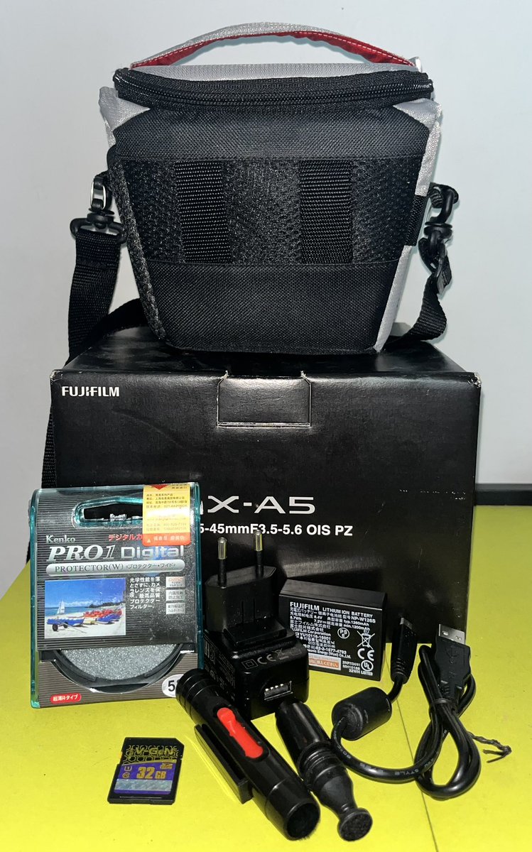 gaobby's tweet photo. Want To Sell Kamera Fujifilm XA-5.
Price 4,8jt (Bole nego)
Keadaan 95% minus pemakaian. Masih garansi dan asuransi proteksi Tokopedia. Free seperti di Gambar https://t.co/j4aF2wCdus