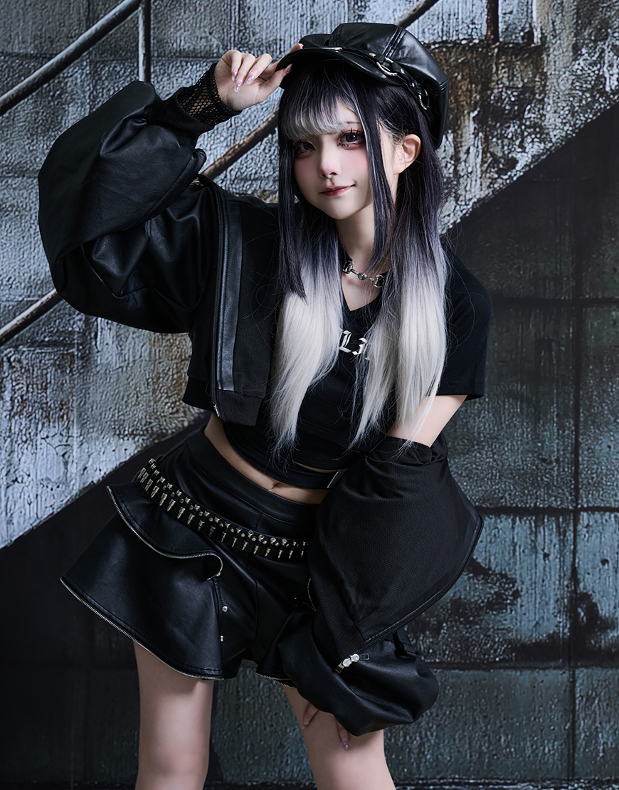 ililil【イルイルイル】いるいる戦術特殊部隊～冥華MEIKA～（上） ililil【イルイルイル】いるいる戦術特殊部隊～冥華MEIKA～（上）