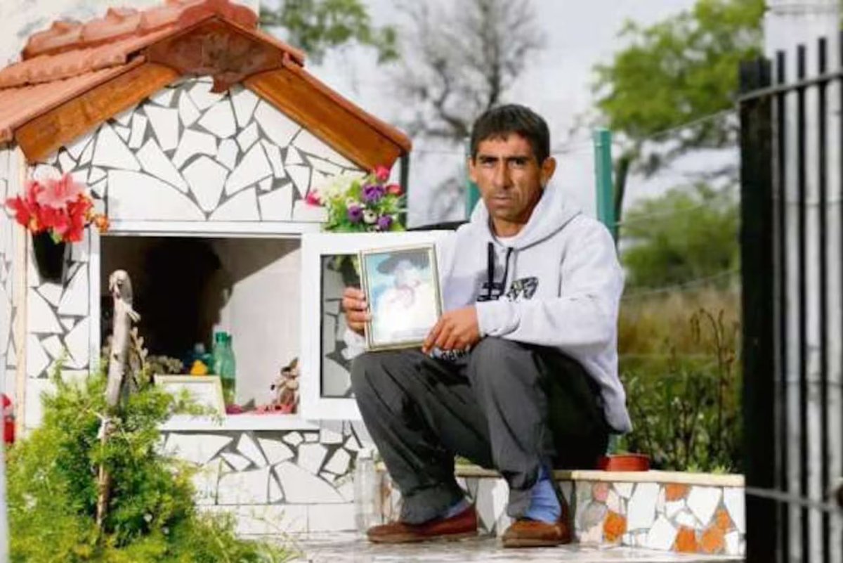 🚨 El perturbador caso de Marito Salto
Este es uno de los casos más recientes que he investigado Marito Salto de 11 años desaparece, las pruebas apuntan a un ritual satánico. ¿Quién lo mató? ¿Qué intentaron encubrir? Aquí te cuento la verdad que no quieren que sepas
Abro hilo 🧵
