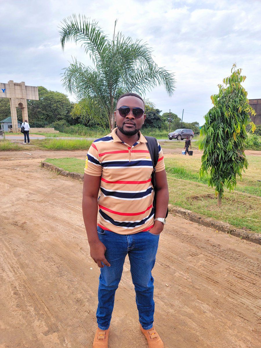 Vrestone's tweet photo. If it involves money, look for me until you find me!

#Hustling_on_Wed https://t.co/vlxFfSHcYr