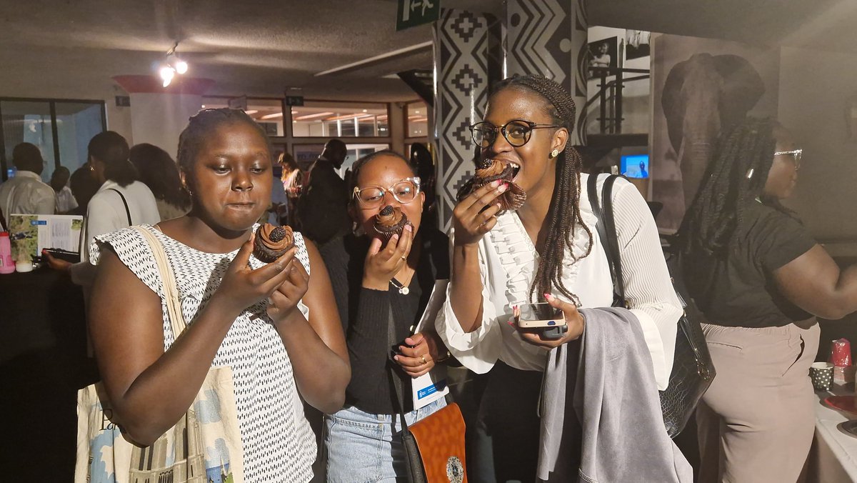 Shaphan Y. Chia tweet media