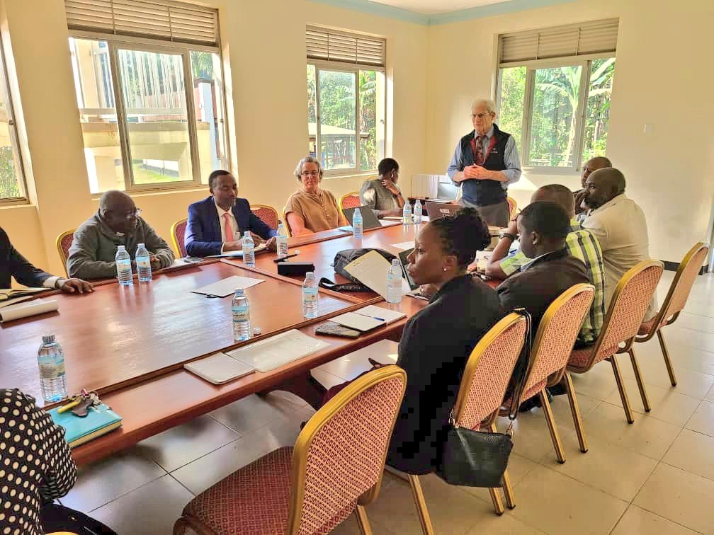 uchsbwindi's tweet image. Great News!

The National Council For Higher Education (NCHE)is at our institution in Bwindi, Buhoma.

We are soon transitioning to a university—African University of Science and Management (AUSM).

NCHE is conducting  an inspection of AUSM, a big step  towards  the transition.