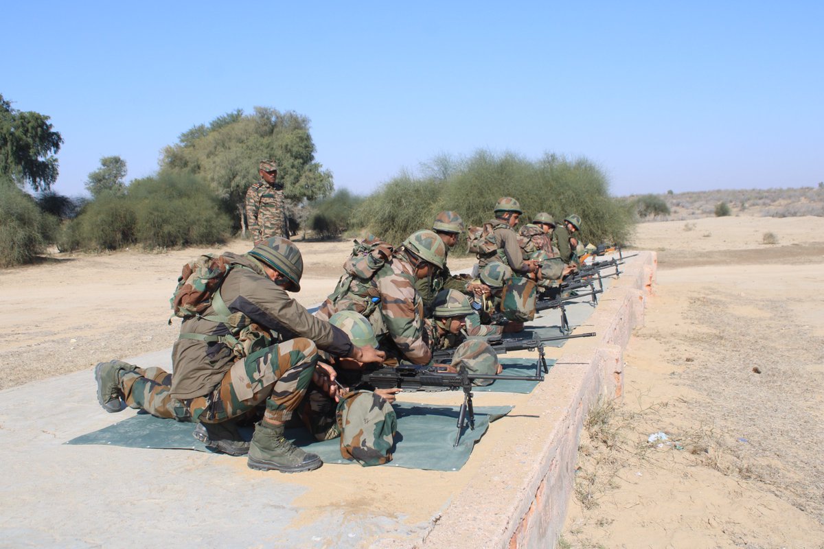 SWComd_IA's tweet image. #Agniveers – Forged in Fire to be the #CuttingEdge!

The #Agniveers of #AmoghDivision train relentlessly, building #Strength, #Discipline and #Resilience to develop a winning attitude, moulding themselves into #Warriors and future leaders. 🔥🇮🇳

#FazilkaSaviours
#AmoghDivision