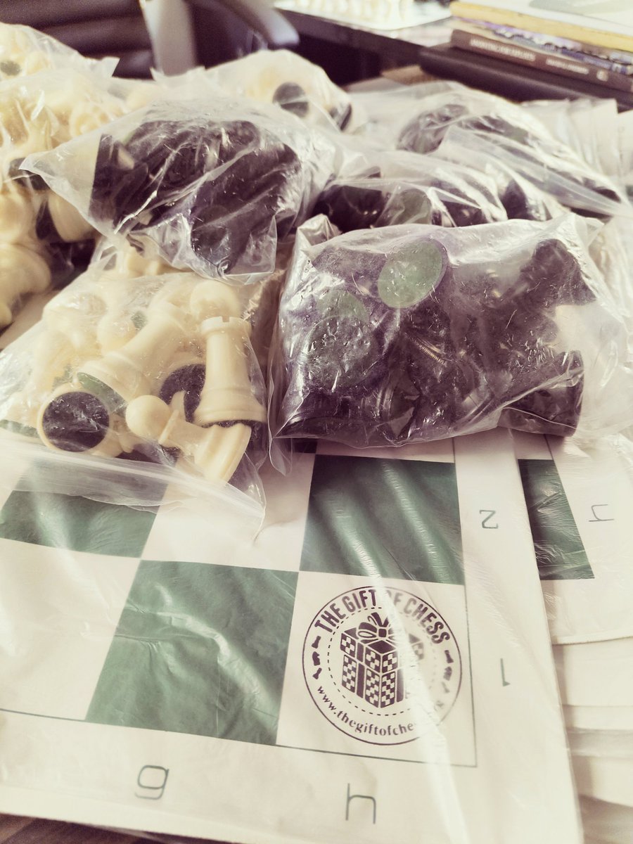 AthenaChessHub's tweet image. Our Chess sets have landed, thanks to @ibrahimvivian51 for her transparency and of course to @thegiftofchess for this brilliant initiative and the heart for change as always. We are indeed doing great things from a small place, changing lives one move at a time.  Gens Una Sumus!!