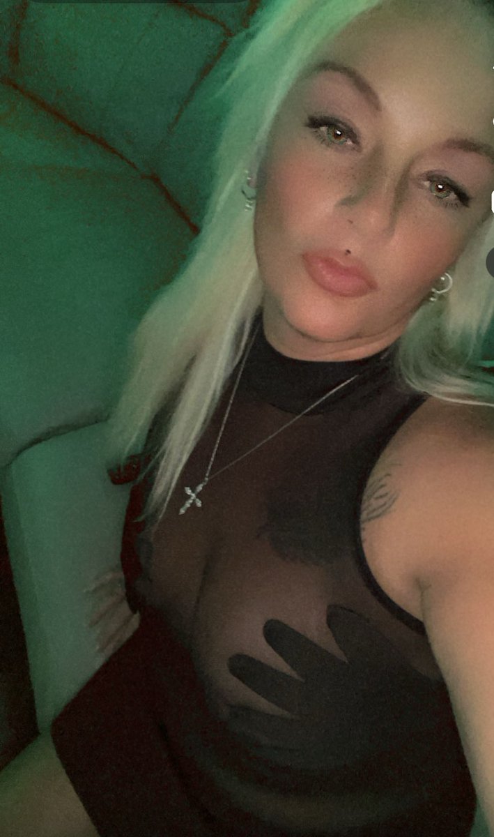 SexyRose tweet media