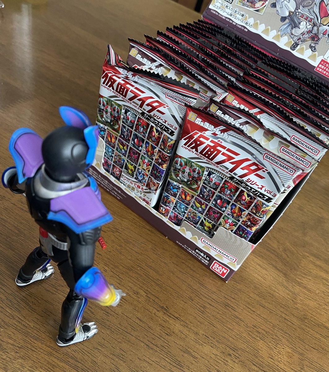 SixTORM1020_wo's tweet photo. @kr_goodspr こちらの方のプレゼント企画に応募しウエハースの1BOX当たりました！
本物のBOXだ…全部ウエハースだ…
これにはガヴくんもおったまげです。
ありがとうございました。大事に食べて大事にシールコレクションします☺️ https://t.co/kMf0QvkKp6