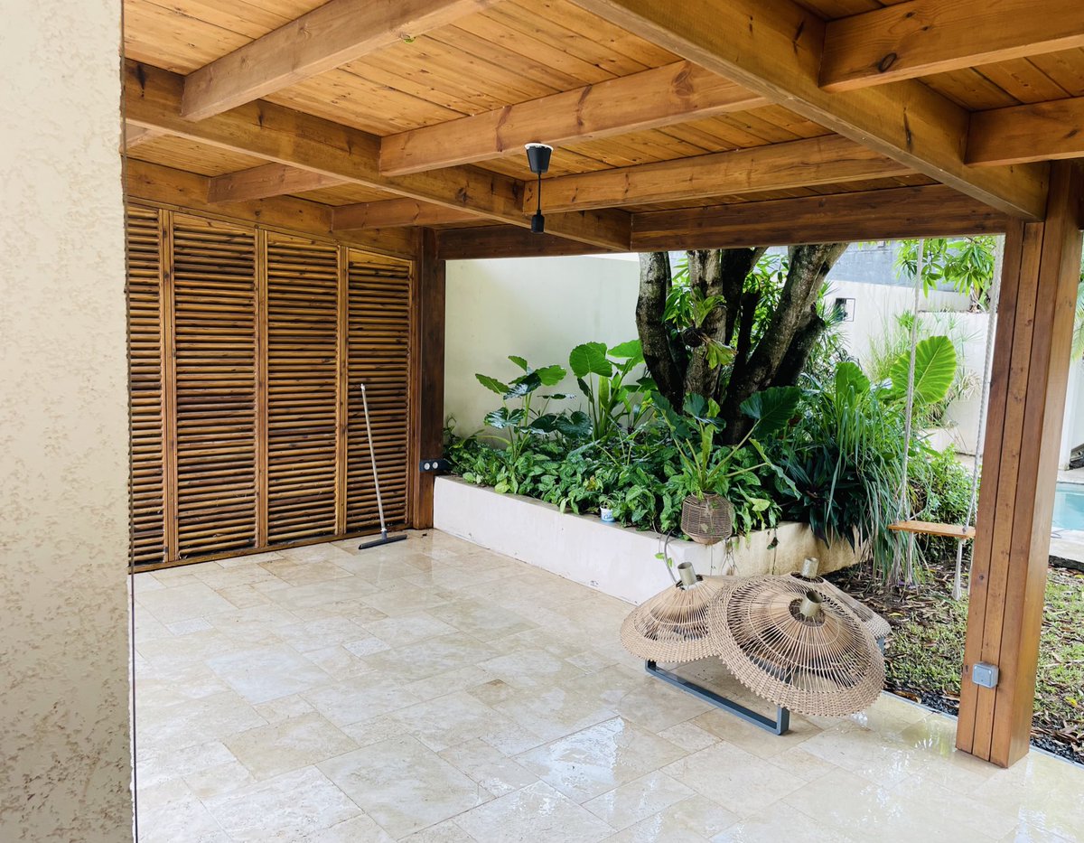 MP 974👨🏽‍🏫🌍⏳🏺🐈🐝✈️🇷🇪🇫🇷 tweet media