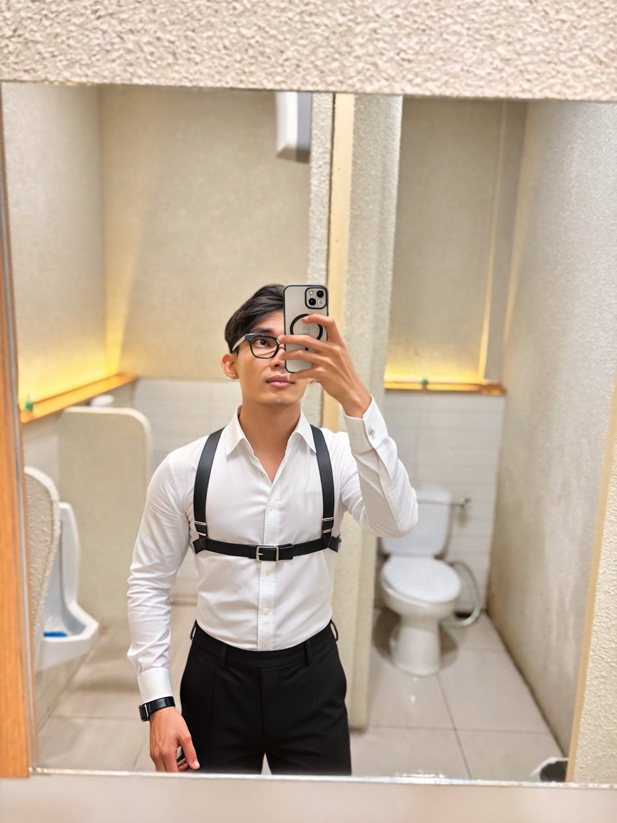 Aku siap ngejagain kmu, atau bikin kamu lemas juga bisa.